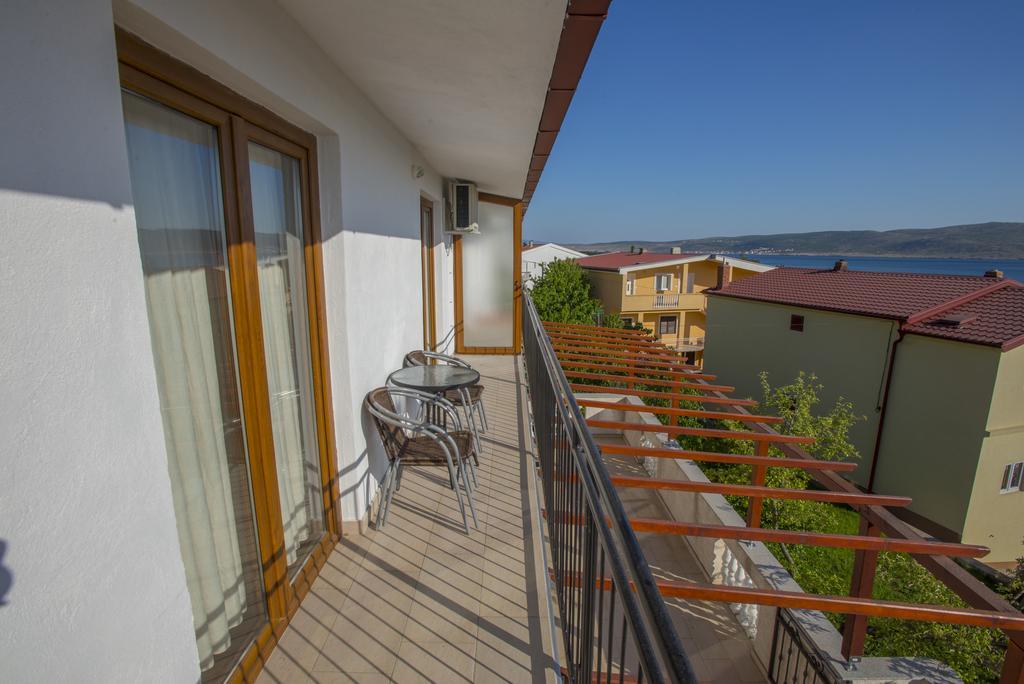 Apartmani Simic Стариград-Пакленица Экстерьер фото