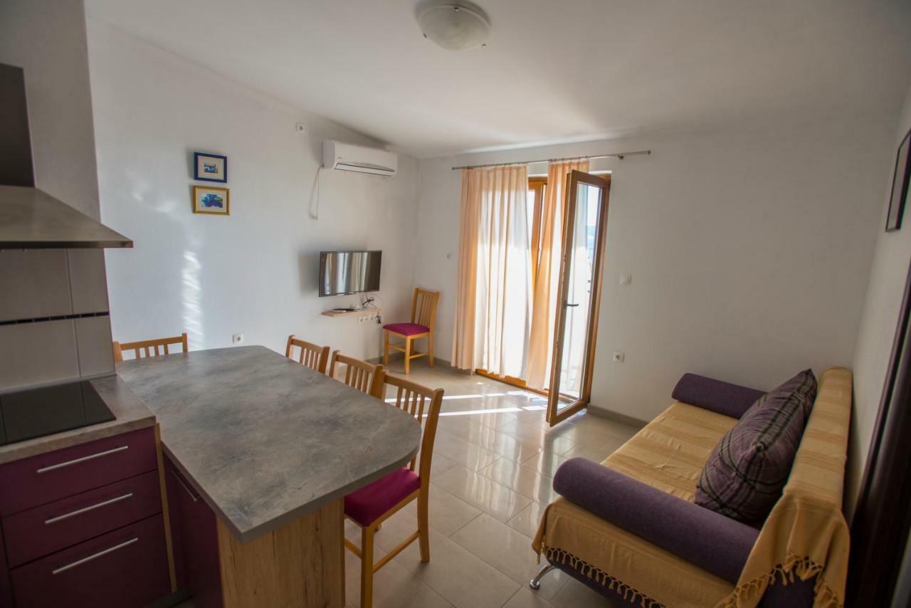 Apartmani Simic Стариград-Пакленица Экстерьер фото